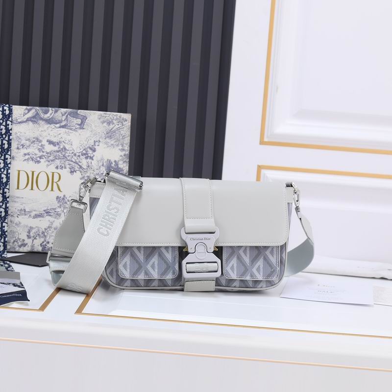Dior Hit the Road 9944 27x17x9cm ww