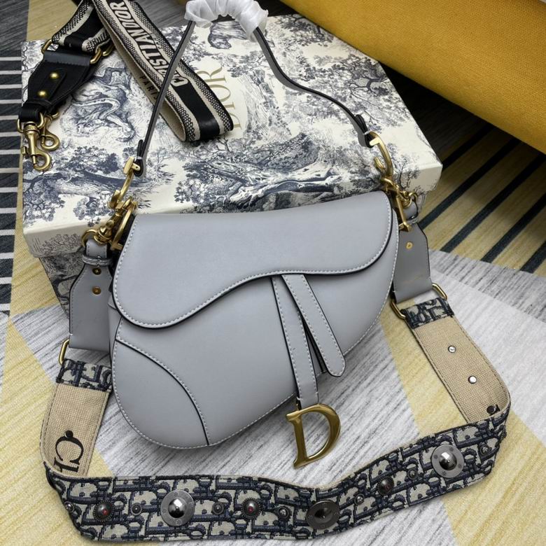 WW8587��� 24.5X20X5