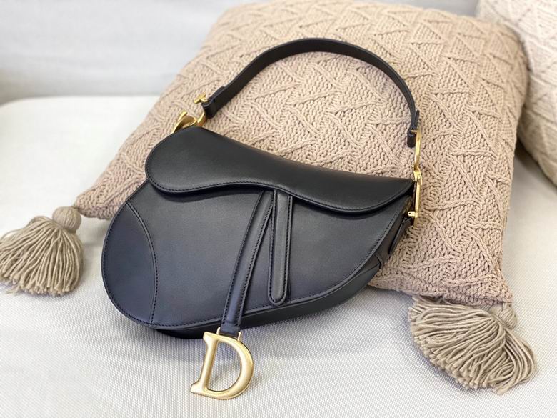 M0446 25X20X6cm YG 5
