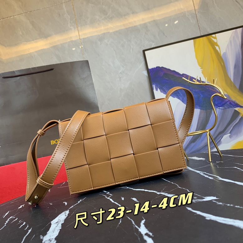 5862 23X14X4cm XM