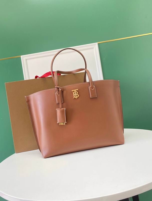 Burberry 8367 34x14x28cm  ww