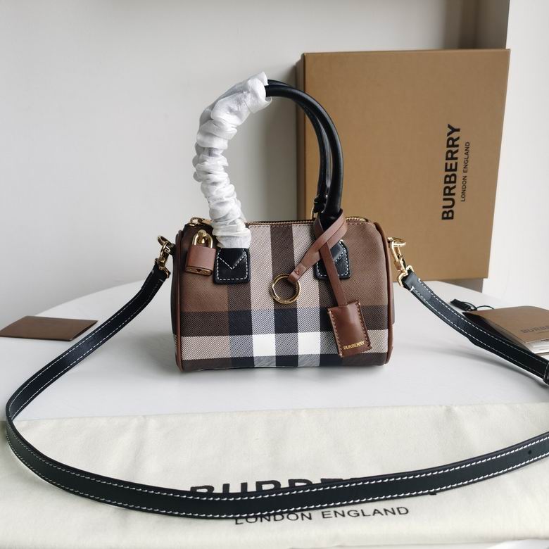 Burberry 18.5x11x12cm HQ