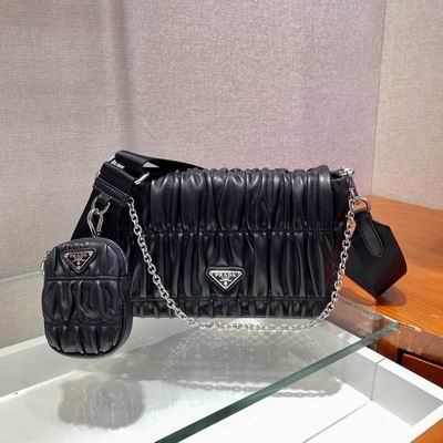 1BD289 Re-Nylon Hobo 21X14X6cm ap 61