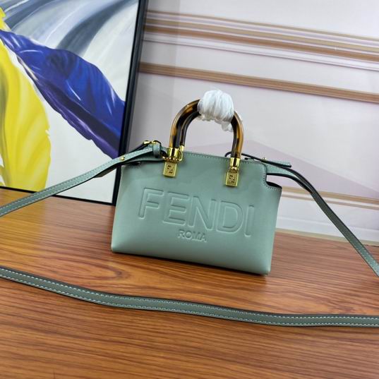 Fendi ByThe Way 8810 20x18x8cm ww5ɫ
