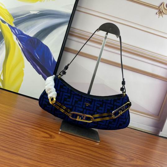Fendi 7001 32x11x5cm ww