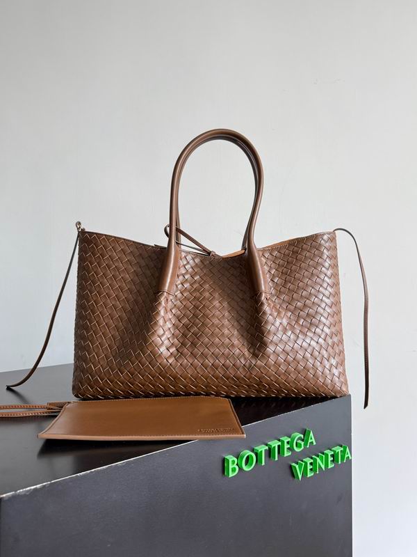 817166 43x23x17.5cm T2