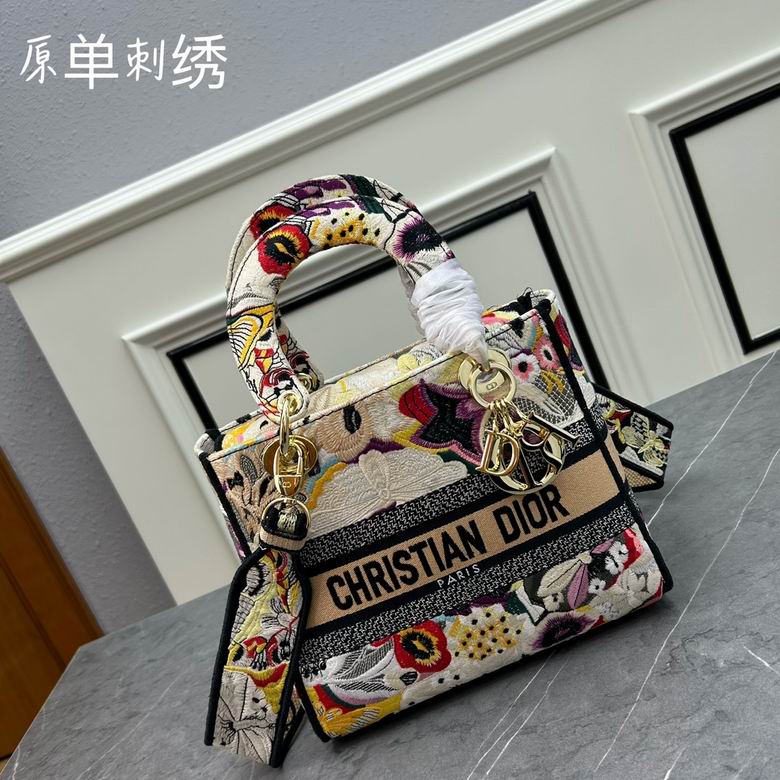 Dior M8002�� 24x20x11cm ww