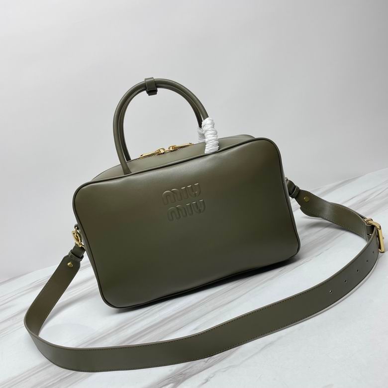 5BB117 34X23X11cm H