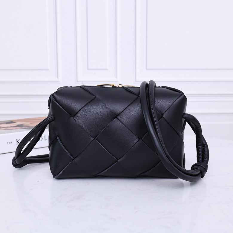 2240-1 22X14.5X7.5cm EL 2