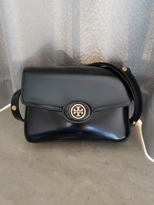 893 15.5X21X6cm TB 3