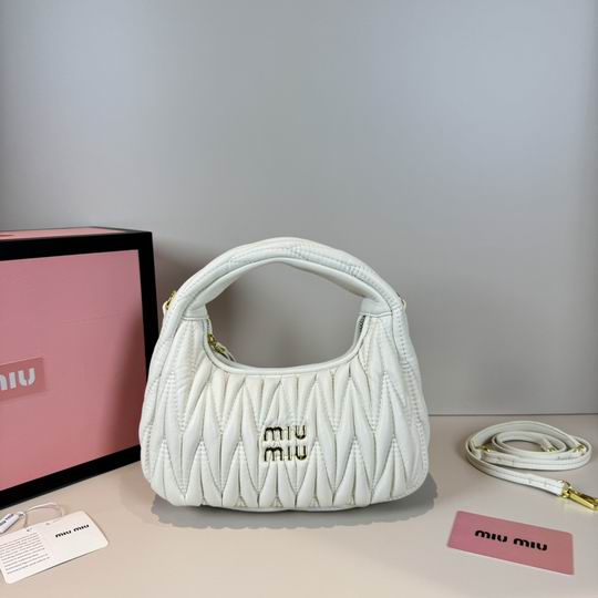 Miumiu 803 21x22x7cm zy1