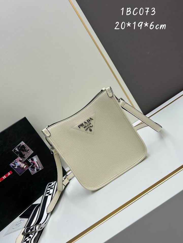 Prada 1BC073 20x19x6cm jj4