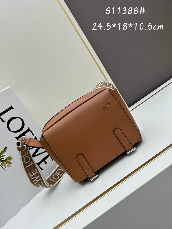 Loewe S11388 24.5x18x10.5cm jj