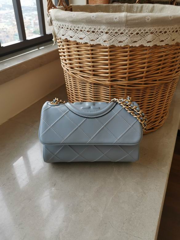 740 14.5X22X8cm TB 4ɫ