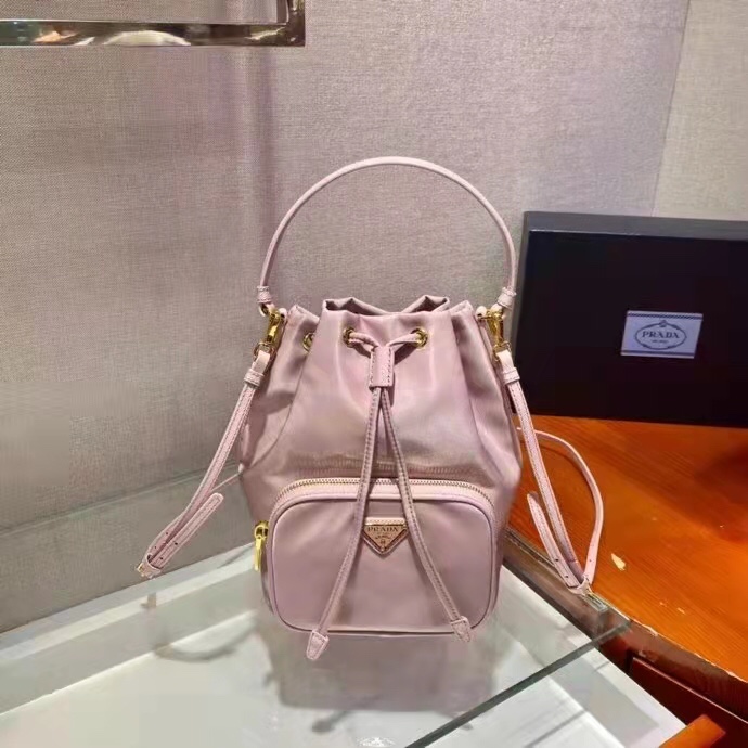1BH038 18X23X12cm XM 5