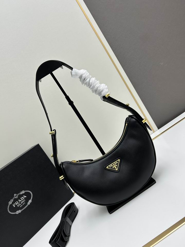 Prada 1BH913 23x14.5x7.5cm jj