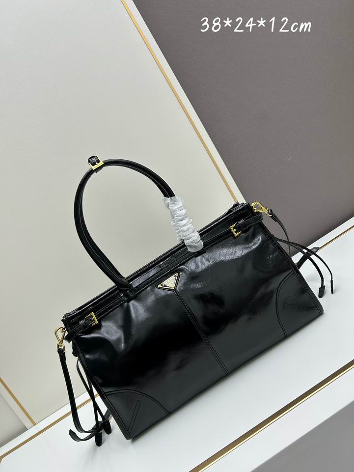 Prada 38x24x12cm jj