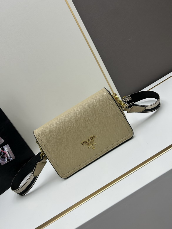Prada 1BA106 22x14x8cm jj1