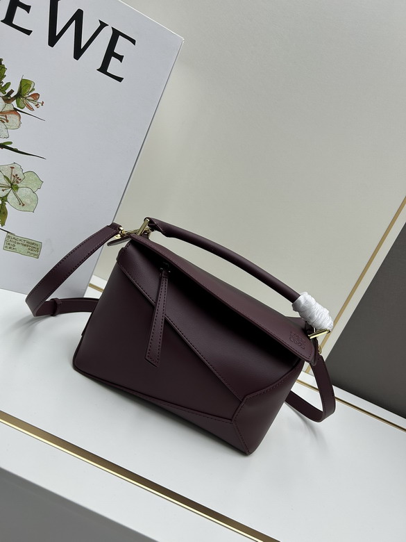 Loewe 062206 24x10.5x16cm jj