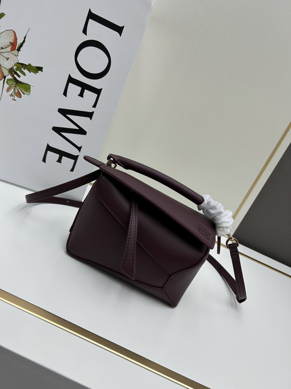 Loewe 062208 18x8x12.5cm jj