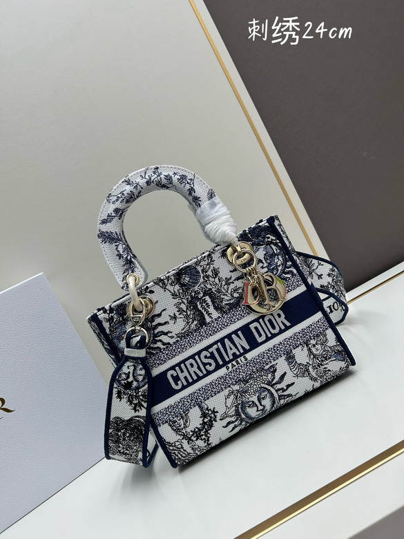 Dior M8002 24x20x11cm jj4
