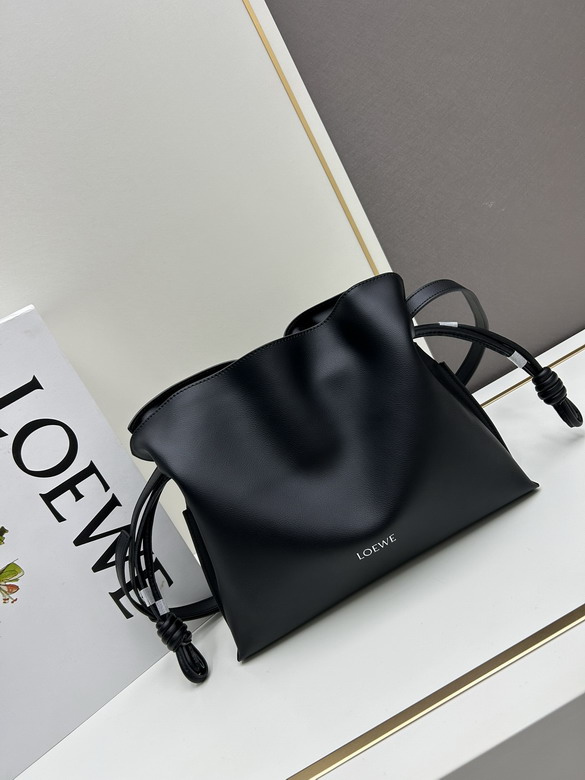 Loewe S062 30x24.5x10.5cm jj.