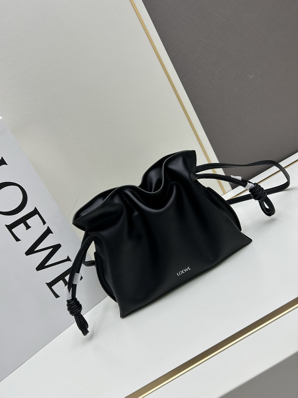 Loewe S063 22.5x18x9cm jj.