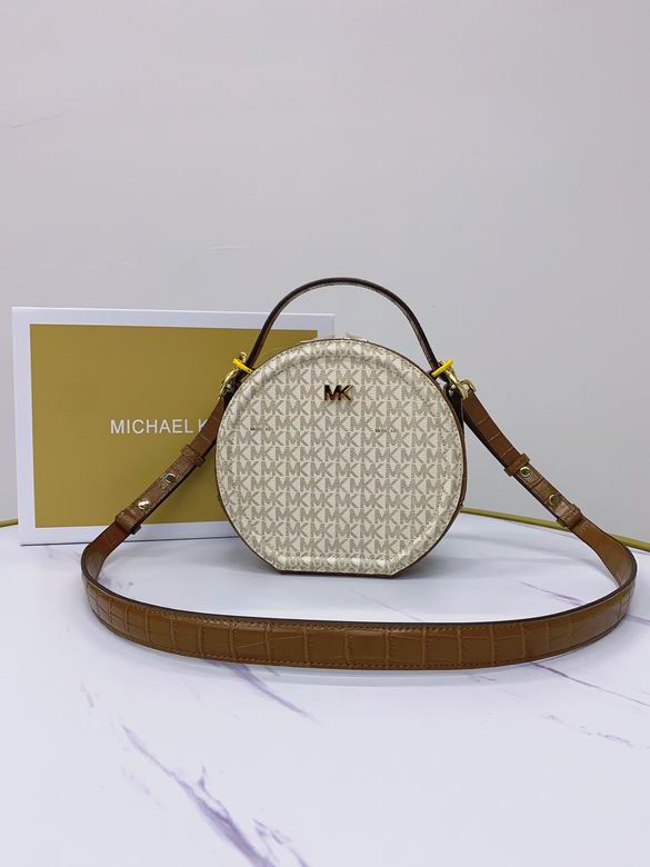 Delaney 21X20X8cm 091107 DY 10