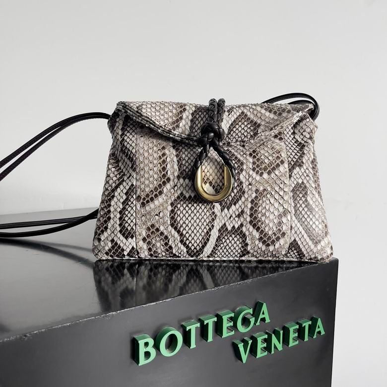 Liberta 27X16X6cm 011404 BG