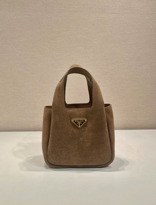 1BA349 18X16X10cm WP