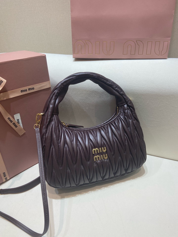 Miu 5BC153 25x18x7cm AP1