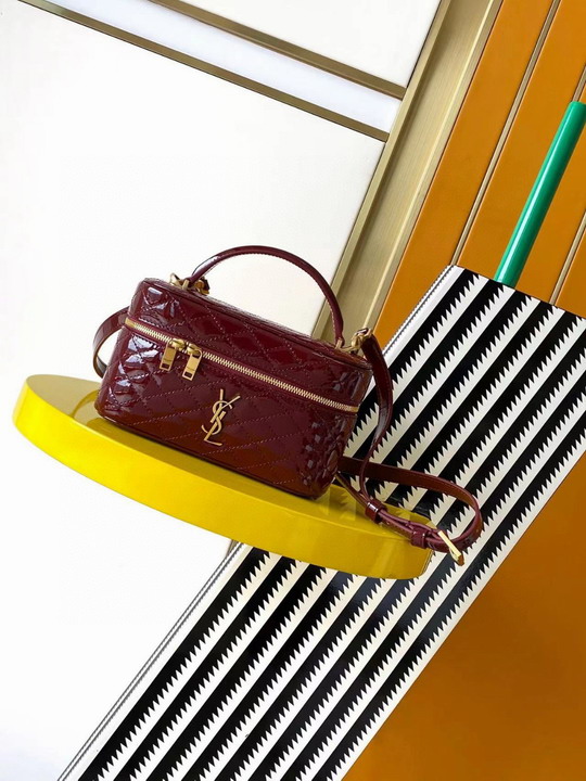 YSL 766731 18x11x6.5cm 8D2