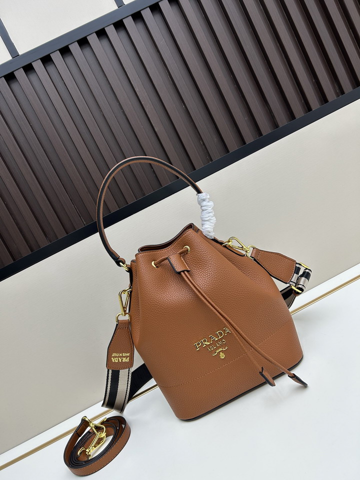 Prada 2090 21x25x15cm jj