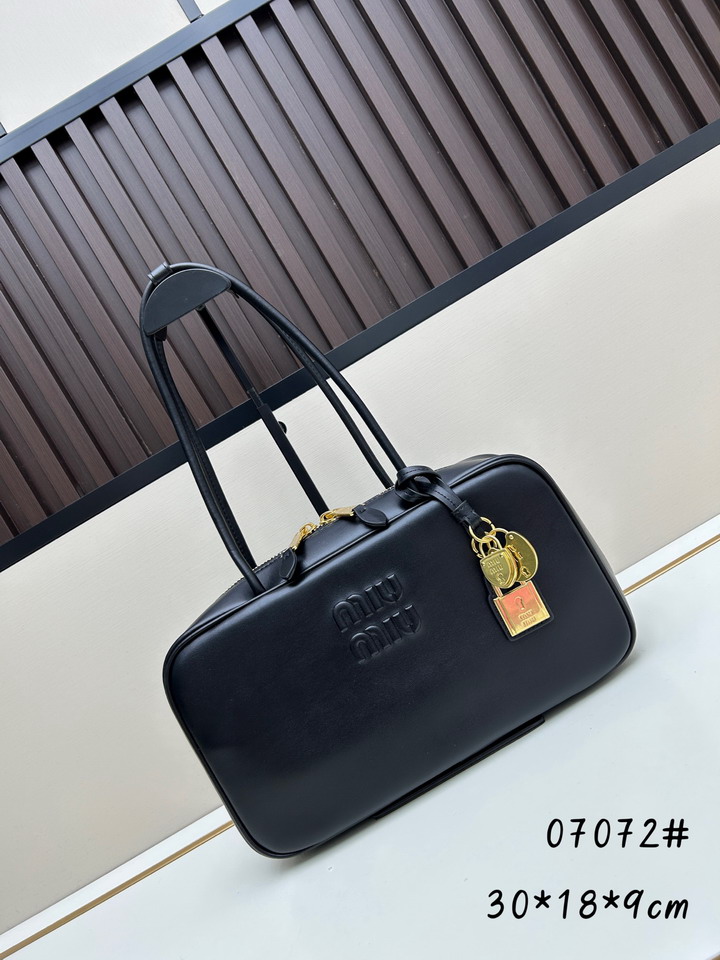Miu 07072 29.5x18x9cm ss