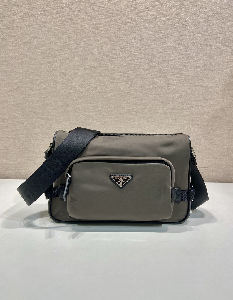 Prada 2VH192 28x17.5x10cm AP