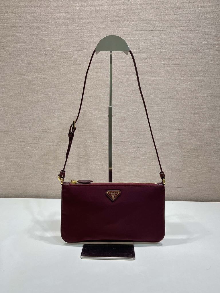Prada 1NE545 24x14cm AP1