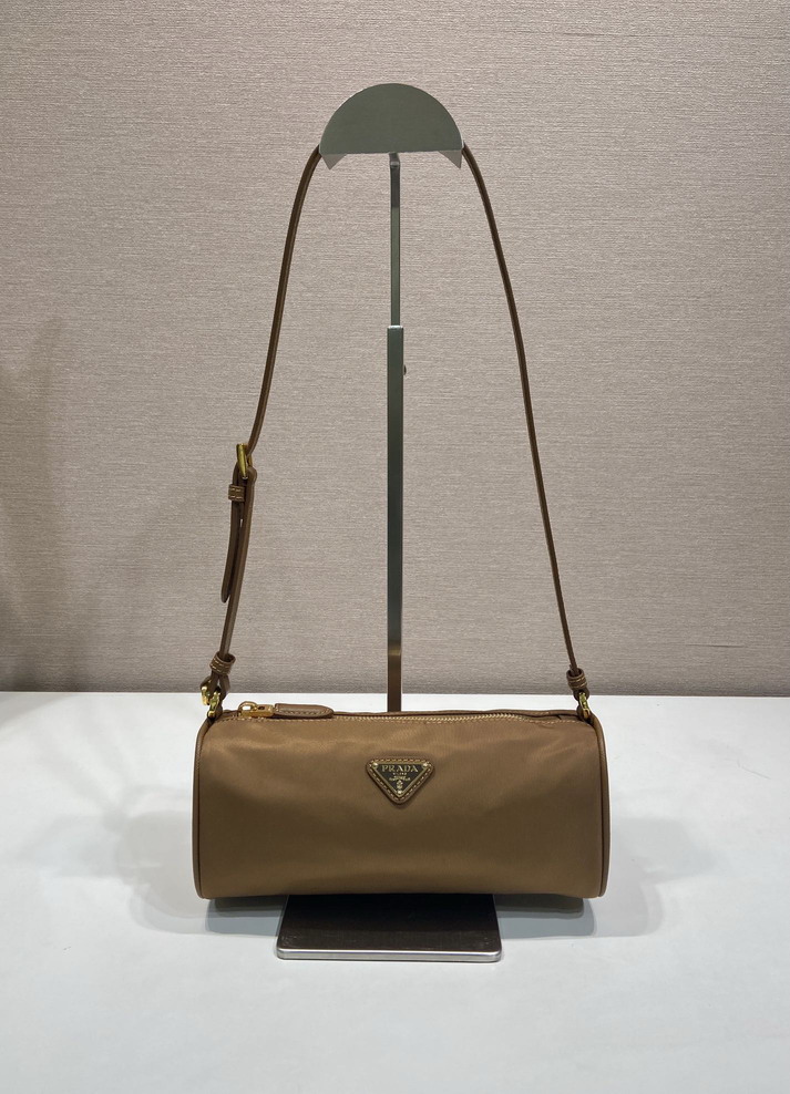 Prada 1NE058 22x9x7.5cm AP2