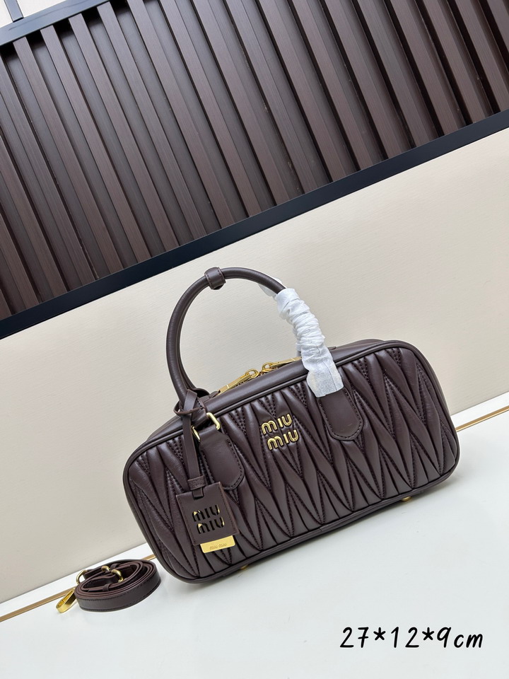 Miu 27x12x9cm ss1