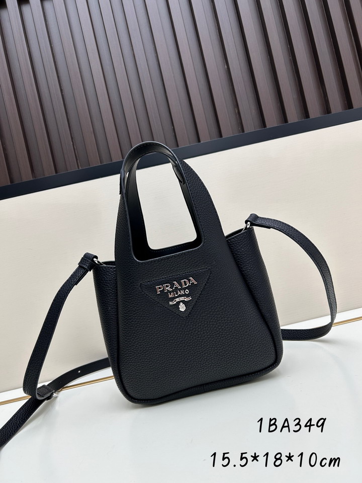Prada 1BA349 15.5x18x10cm ss