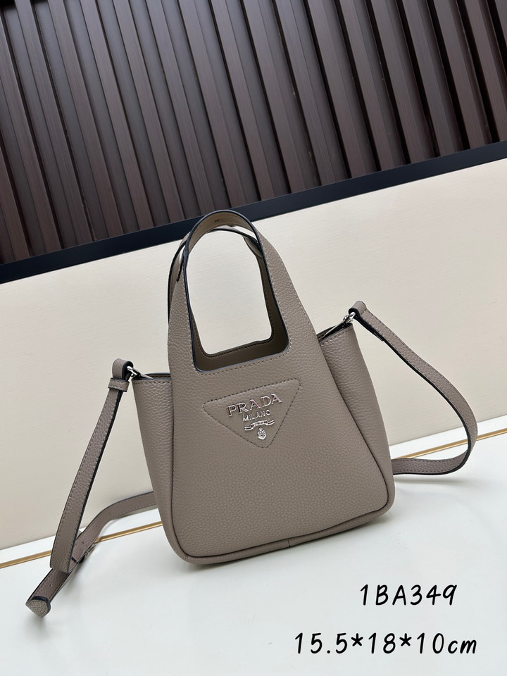Prada 1BA349 15.5x18x10cm ss2