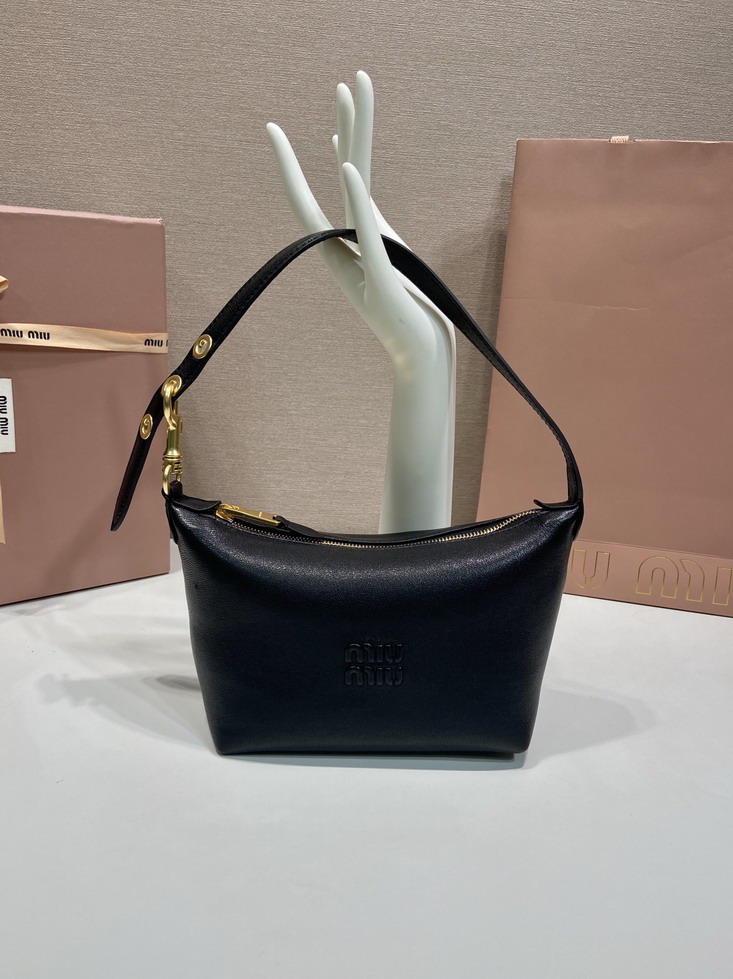 Miu 5NE841 18.5x14x10cm AP3