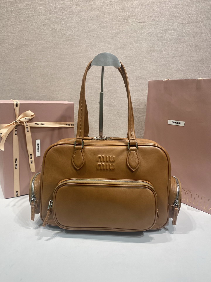 Miu 5BB159 32x22x14cm AP1