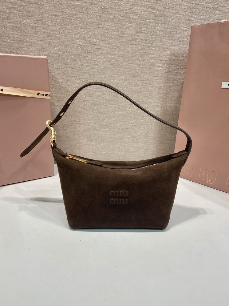 Miu 5NE841 18.5x14x10cm AP5