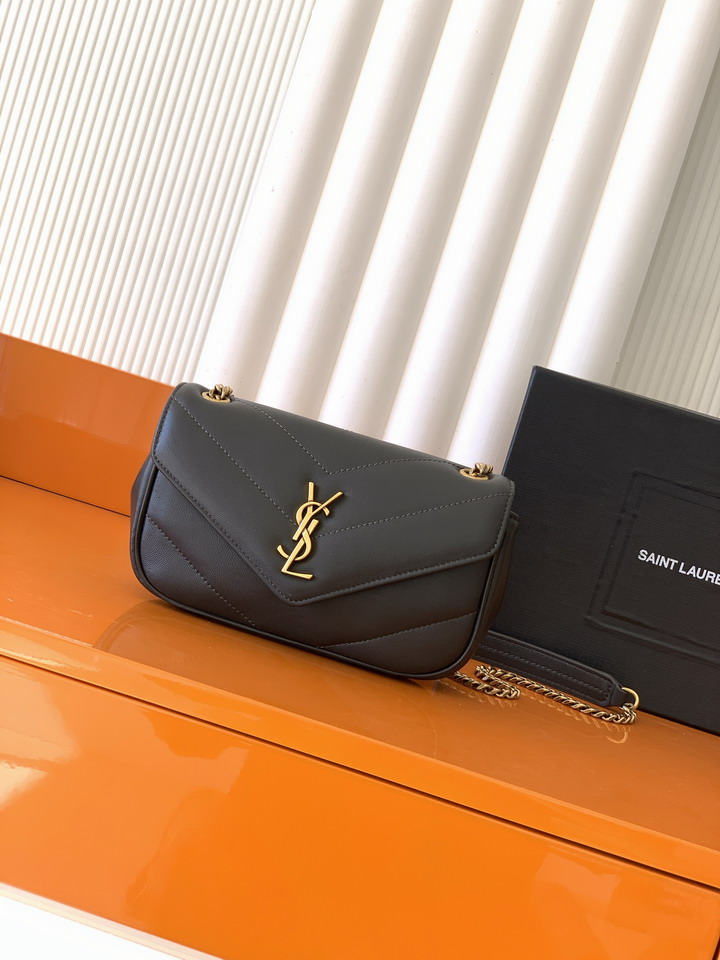 YSL lou 821749 20x12x6cm 8D5