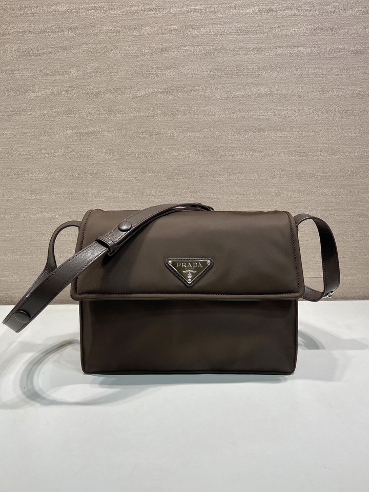 Prada 1BD255 30x21.5x12cm AP