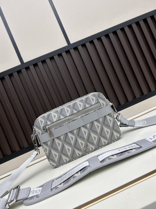 Dior 206 22.5x15x5cm ss3