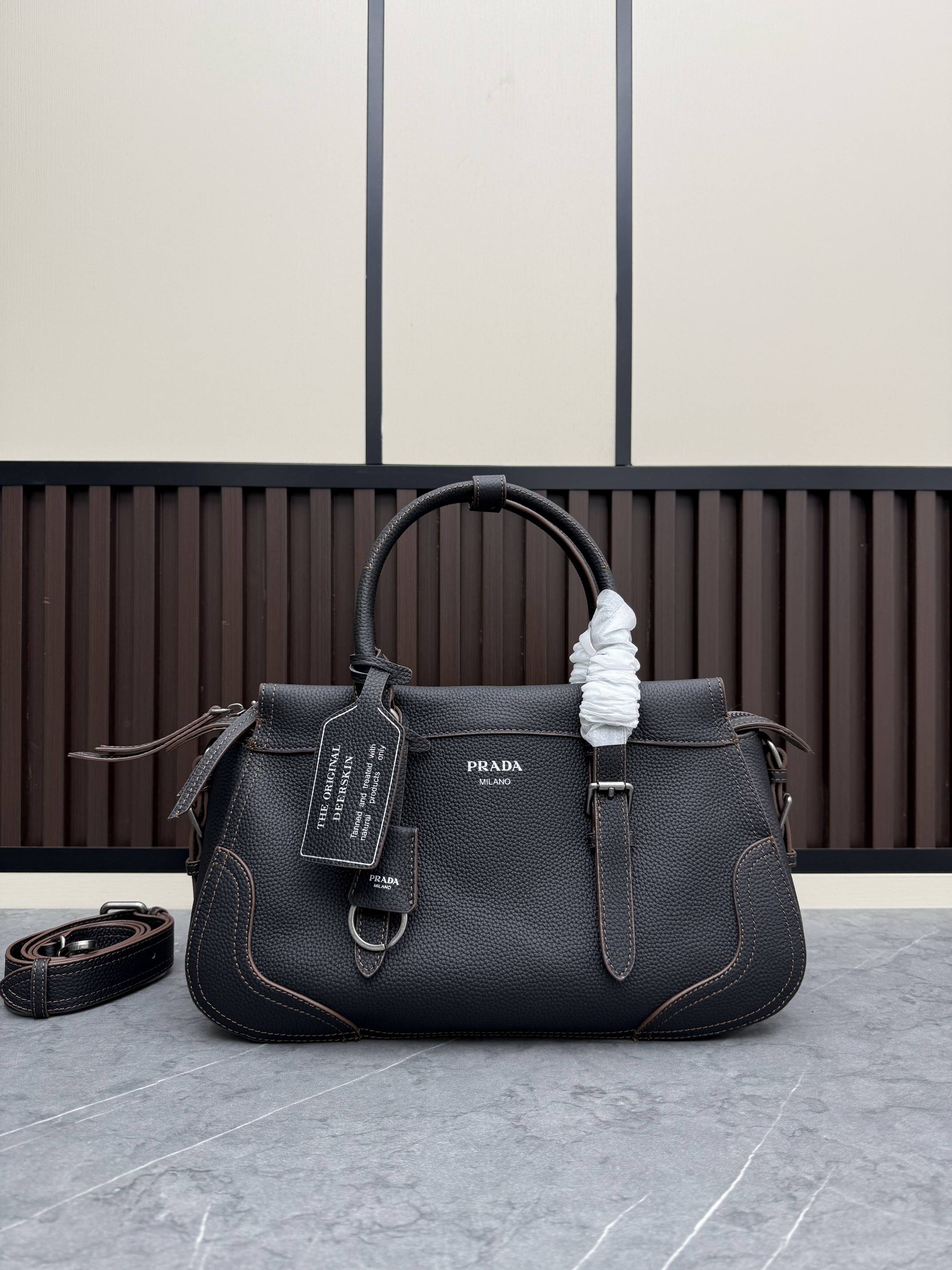 Prada 1A604 35x22x11cm jj