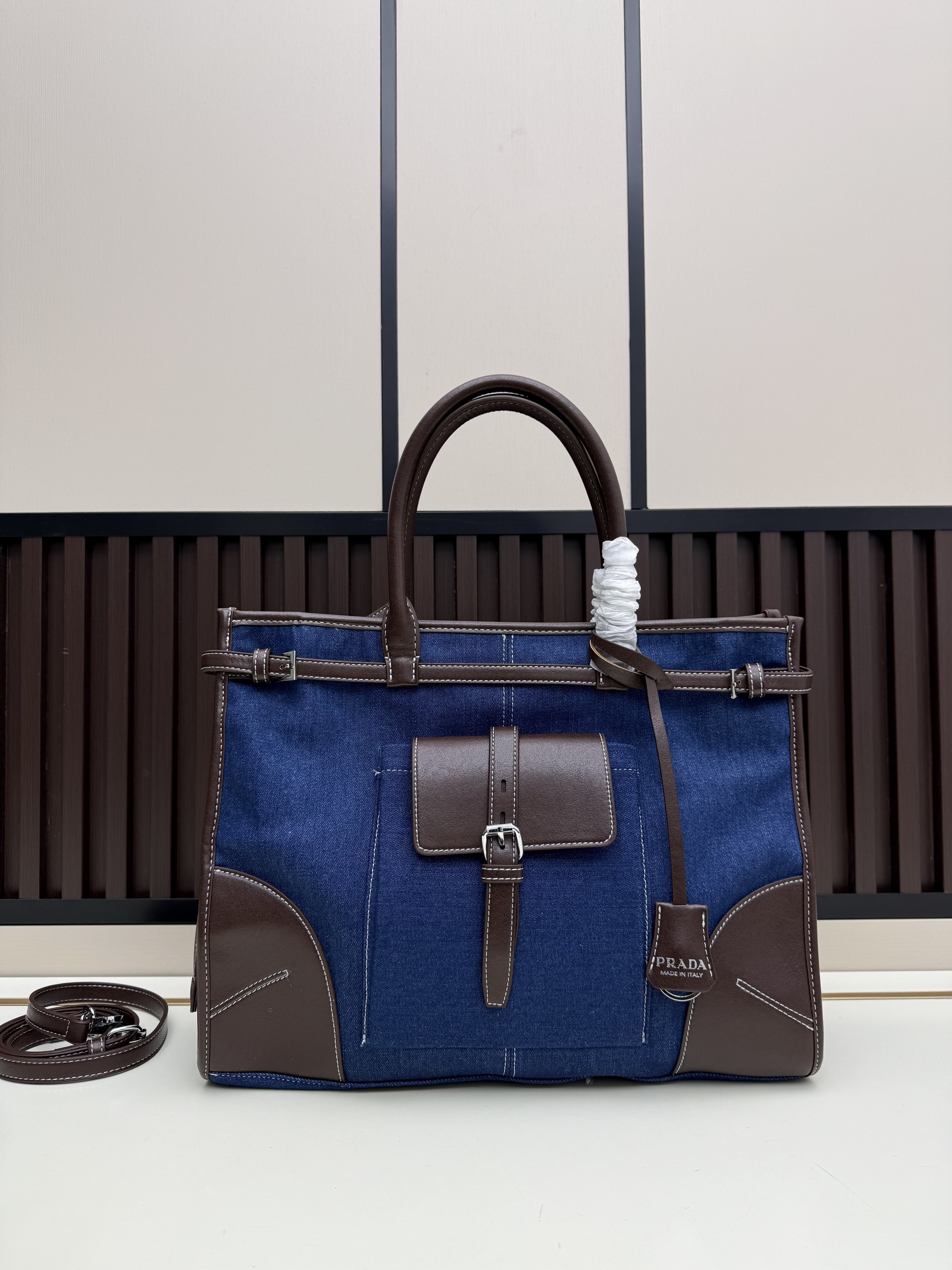 Prada 2602 38x30x12cm jj