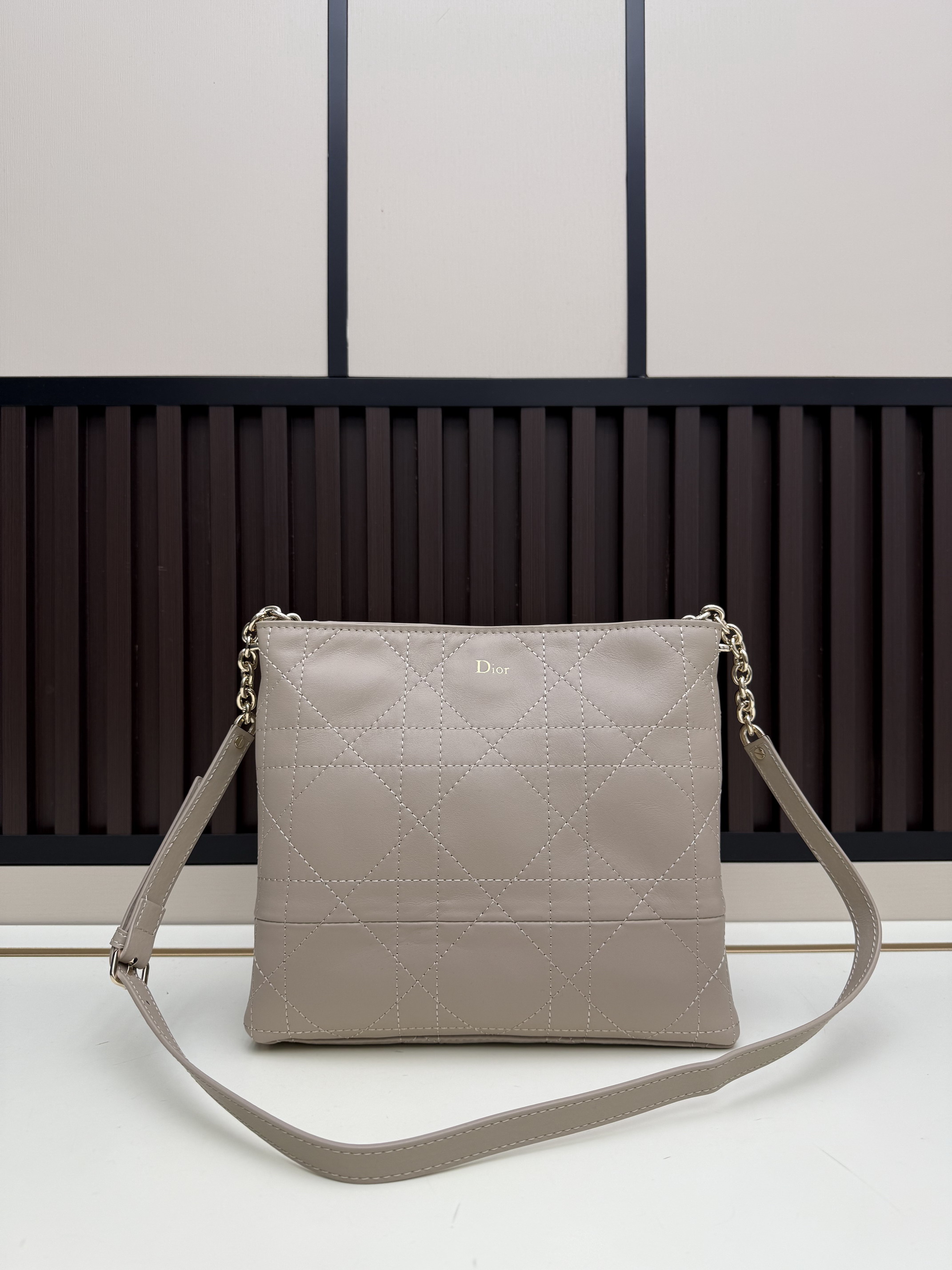 Dior 2616 25x21x6.5cm jj1