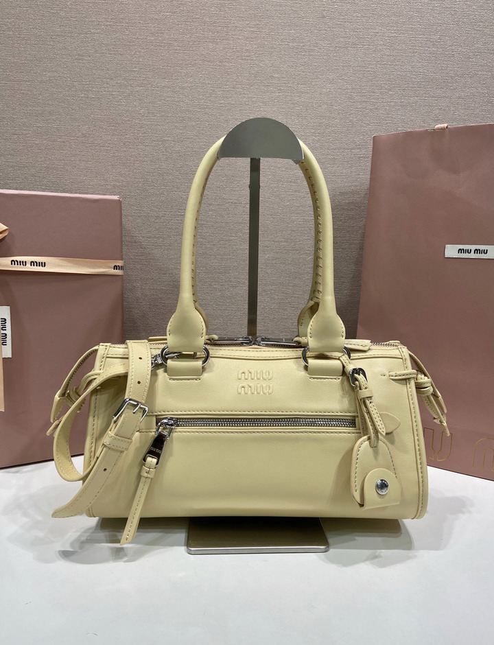 Miu 5BA332 29x15x10cm AP